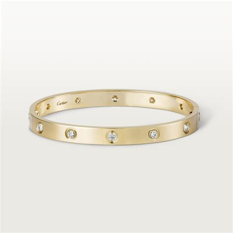 cartier clover bracelet price|cartier 10 diamond love bracelet.